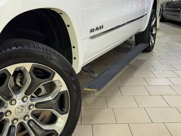 2023 Ram 1500 Crew Cab eTorque V, белый, 9990000 рублей - вид 8