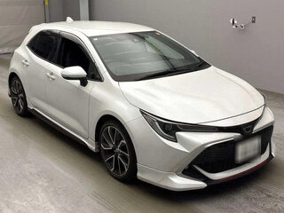 2022 Toyota Corolla Sport XII (E210), белый, 1270300 рублей, вид 2