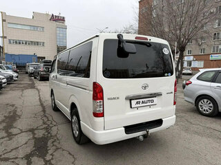 2015 Toyota HiAce H200 Рестайлинг, белый, 2779000 рублей, вид 4
