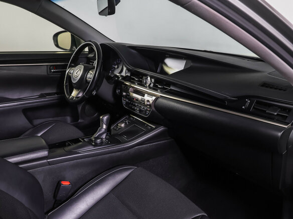 2016 Lexus ES 200 VI Рестайлинг, серый, 2228000 рублей - вид 9