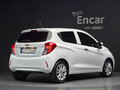 2022 Chevrolet Spark IV Рестайлинг, белый, 915000 рублей - вид 1