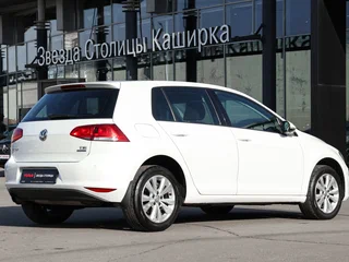 2013 Volkswagen Golf VII, белый, 988000 рублей, вид 5