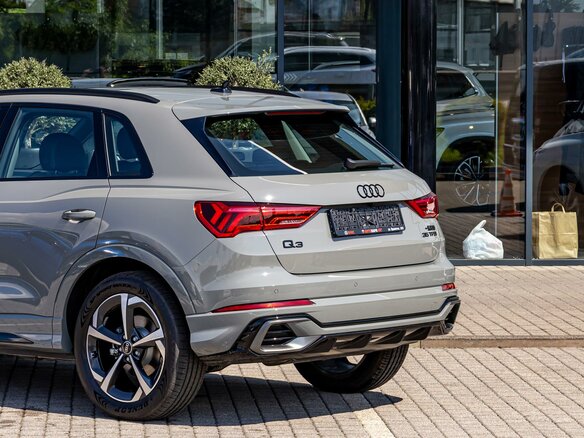 2025 Audi Q3 45 TFSI II (F3), серый, 4095000 рублей - вид 27