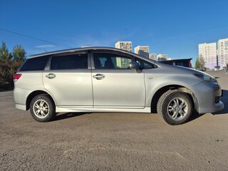 2010 Toyota Wish II, серый, 1195000 рублей, вид 4