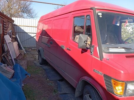 1995 Mercedes-Benz 410D, красный, 550000 рублей, вид 2
