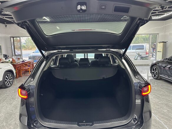 2023 Mazda CX-5 II Рестайлинг, серый, 1950048 рублей - вид 14