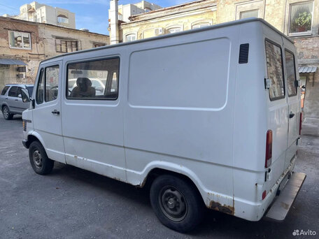 1991 Mercedes-Benz T1, белый, 350000 рублей, вид 3