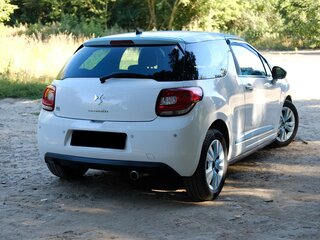 2010 Citroen DS3 I, белый, 670000 рублей, вид 4