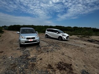 2013 Toyota Rush I, серебристый, 1550000 рублей, вид 3