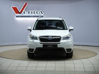 2015 Subaru Forester IV Рестайлинг, белый, 1590000 рублей, вид 2