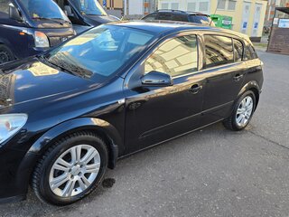 2008 Opel Astra H Рестайлинг, чёрный, 550000 рублей, вид 4