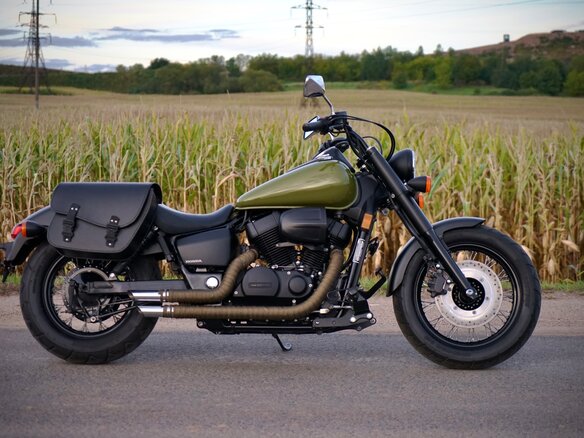 2022 Honda Shadow 750, чёрный, 799000 рублей - вид 6