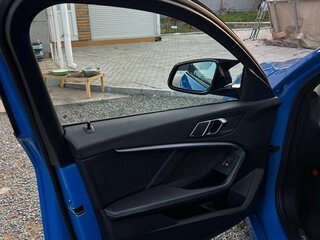 2022 BMW 1 серии 118i III (F40), синий, 1730000 рублей, вид 5