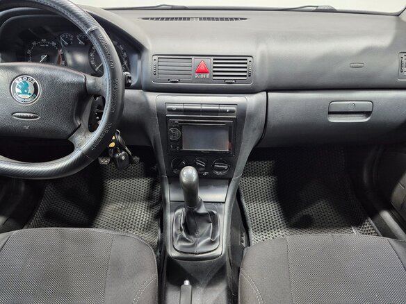 2008 Skoda Octavia I (A4) Рестайлинг, серебристый, 385000 рублей - вид 12