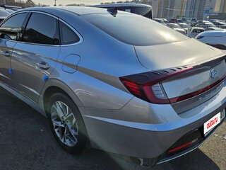 2021 Hyundai Sonata VIII (DN8), серебристый, 1888777 рублей, вид 5