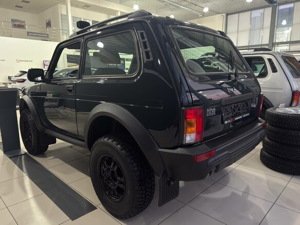 2025 Lada (ВАЗ) Niva Legend Bronto I, зелёный, 1610000 рублей - вид 3