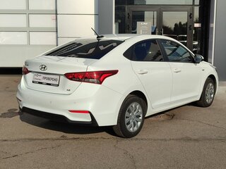 2019 Hyundai Solaris II, белый, 1229000 рублей, вид 5