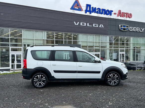 2024 Lada (ВАЗ) Largus Cross I Рестайлинг, белый, 1550000 рублей - вид 7
