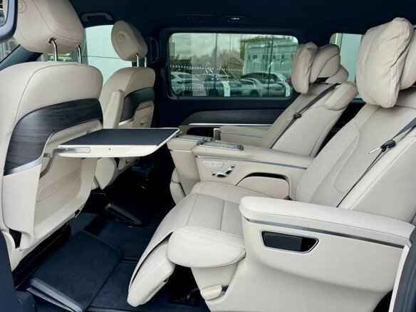 2026 Mercedes-Benz V-Класс Extra Long 300 d экстра длинный III (W447) Рестайлинг 2, чёрный, 14450000 рублей - вид 9