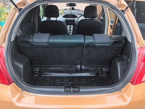 2005 Toyota Vitz II (XP90), оранжевый, 510000 рублей - вид 17