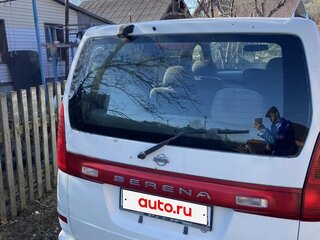 2001 Nissan Serena II (C24), белый, 330000 рублей, вид 2