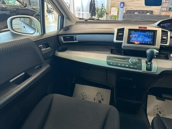 2012 Honda Freed I Рестайлинг, серый, 1249999 рублей - вид 14