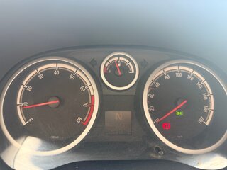 2007 Opel Corsa D, красный, 380000 рублей, вид 2