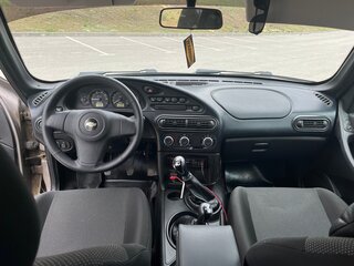 2017 Chevrolet Niva I Рестайлинг, серый, 580000 рублей, вид 3