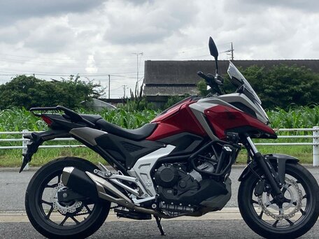 2024 Honda NC 750X, красный, 1277000 рублей, вид 2