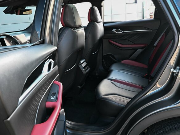 2024 Geely Coolray (Binyue L) I Рестайлинг 2, серый, 2198000 рублей - вид 10