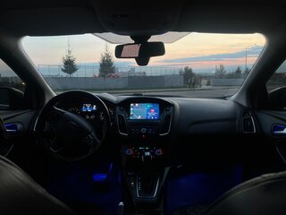 2017 Ford Focus III Рестайлинг, серый, 1200000 рублей, вид 3