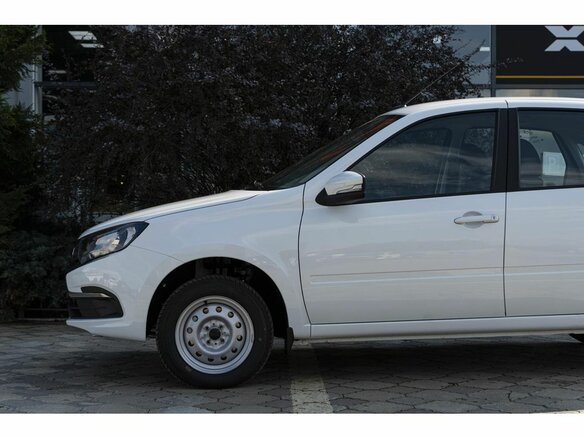 2026 Lada (ВАЗ) Granta I Рестайлинг, белый, 1068000 рублей - вид 13