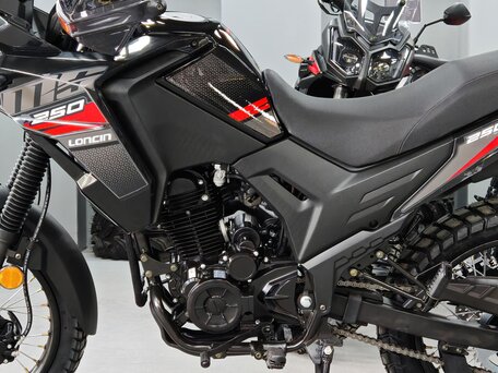 2026 Loncin MS250, чёрный, 179900 рублей, вид 3