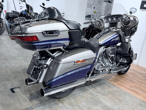 2016 Harley-Davidson CVO Limited, синий, 1799000 рублей - вид 6