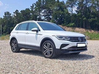 2023 Volkswagen Tiguan II Рестайлинг, белый, 2900000 рублей, вид 2