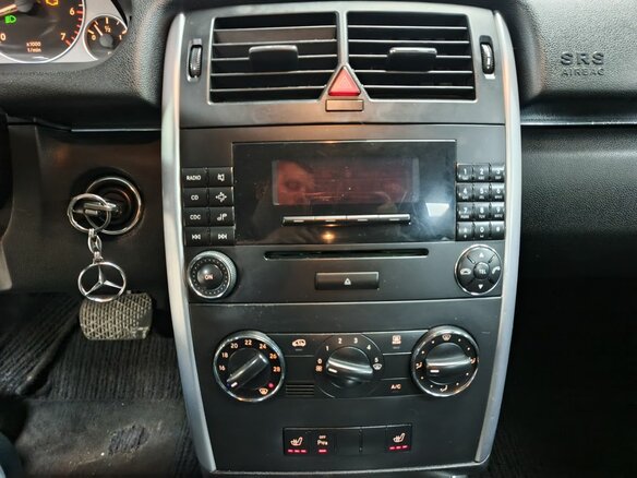 2007 Mercedes-Benz B-Класс 170 I (W245), красный - вид 17