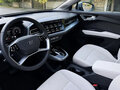 2025 Audi Q4 e-tron 45 quattro I, серый - вид 8