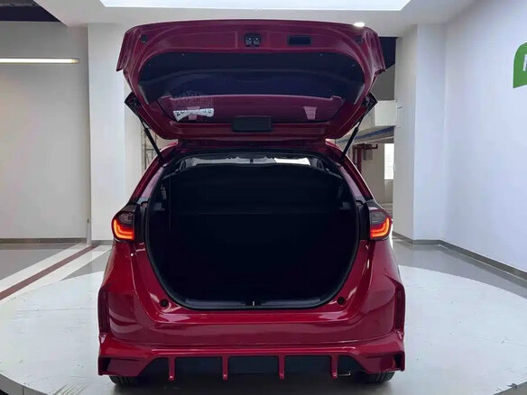 2023 Honda Fit IV Рестайлинг, пурпурный, 790666 рублей - вид 7