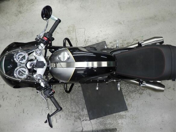 2024 Triumph Thruxton, чёрный, 1500000 рублей - вид 12