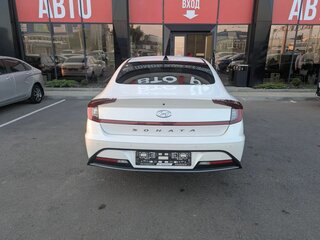 2021 Hyundai Sonata VIII (DN8), белый, 1910000 рублей, вид 5