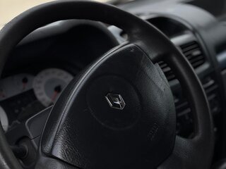 2007 Renault Symbol I Рестайлинг 2, красный, 330000 рублей, вид 5
