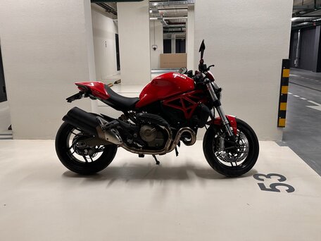 2015 Ducati Monster 821, красный, 699999 рублей, вид 1