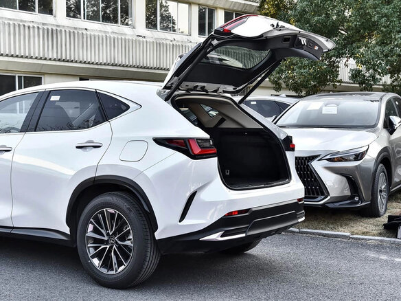 2024 Lexus NX 350h II, белый, 7180208 рублей - вид 4