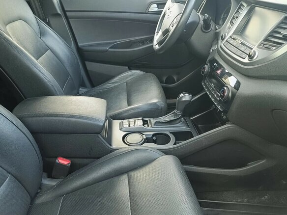 2015 Hyundai Tucson III, белый, 1600000 рублей - вид 5