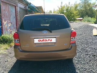 2010 Toyota Corolla Fielder X (E140, E150) Рестайлинг, золотистый, 780000 рублей, вид 4