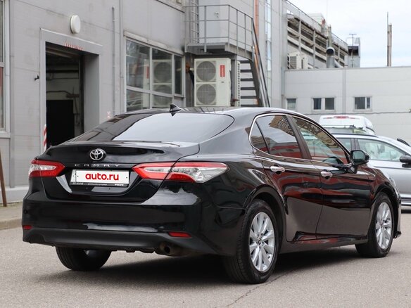 2019 Toyota Camry VIII (XV70), чёрный, 2150000 рублей - вид 5