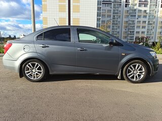 2013 Chevrolet Aveo II, серый, 550000 рублей, вид 2
