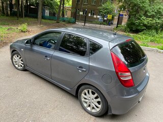 2011 Hyundai i30 I Рестайлинг, серый, 750000 рублей, вид 4