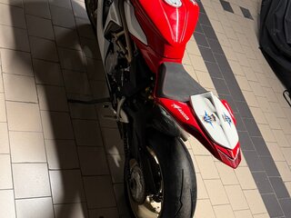 2014 MV Agusta F3 800, красный, 2200000 рублей, вид 3