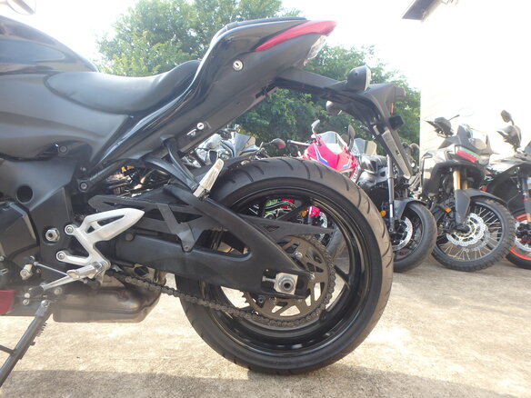 2015 Suzuki GSX-S 1000, красный, 800000 рублей - вид 12